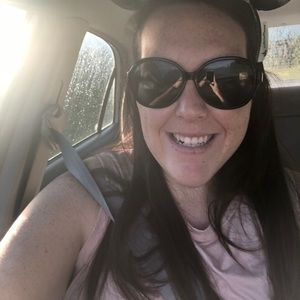 Meet your Posher, Victoria